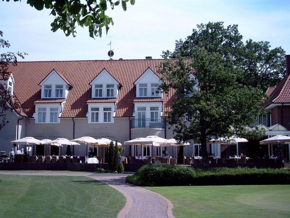 Ahauser Land & Golfhotel 알슈타트 외부 사진